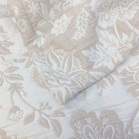 Beige Cotton Jacquard Summer Quilt – Elegant Floral Design.