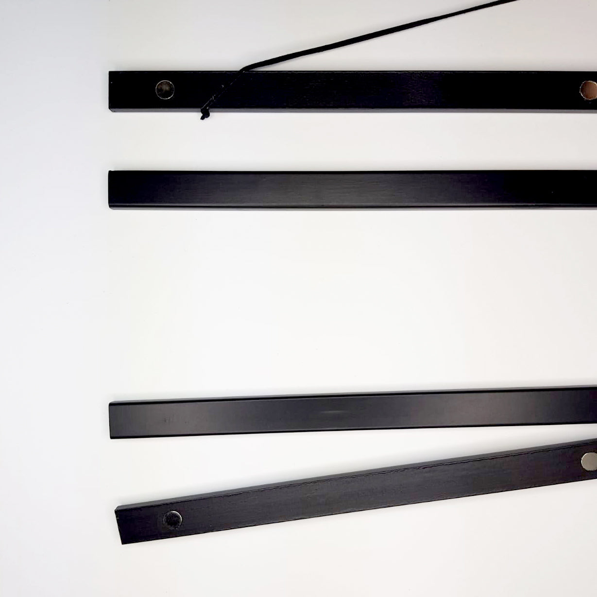 Marco magnético. Color negro. - Oma Home