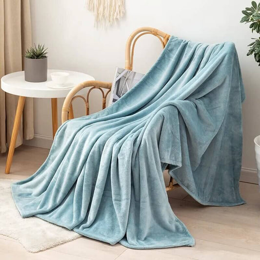 Manta polar azul para sofá y cama, grande y tacto suave.