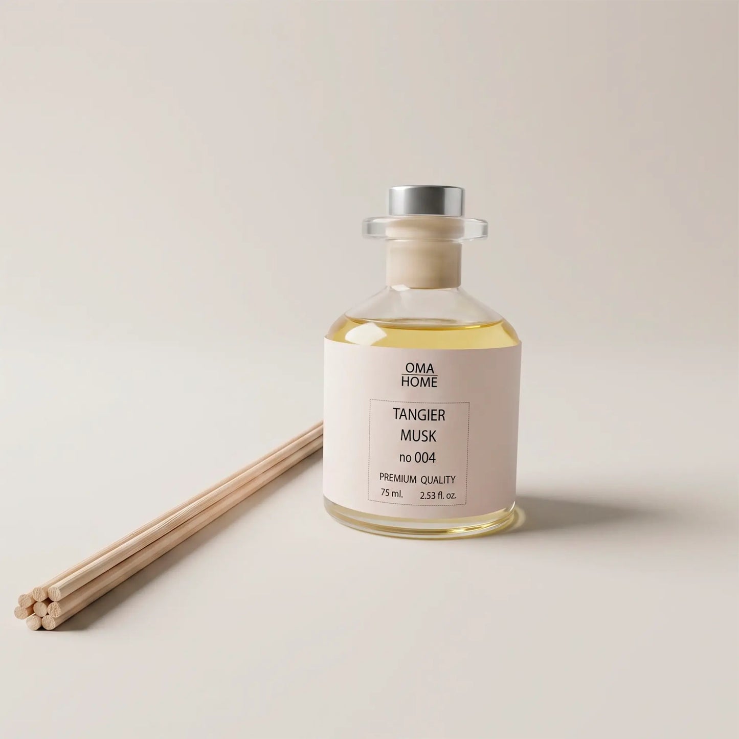Difusor de aroma Tangier Musk de Omahome cerrado con sticks incluidos. Mikado base natural sin alcohol fabricada en Barcelona, España.