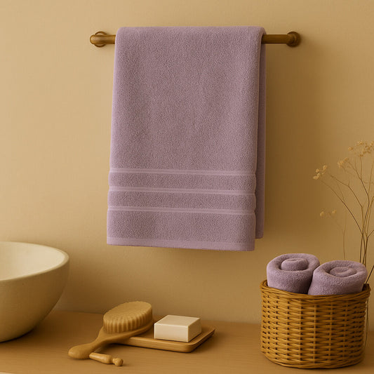 Bath towel 100% Egyptian Cotton. Green color.