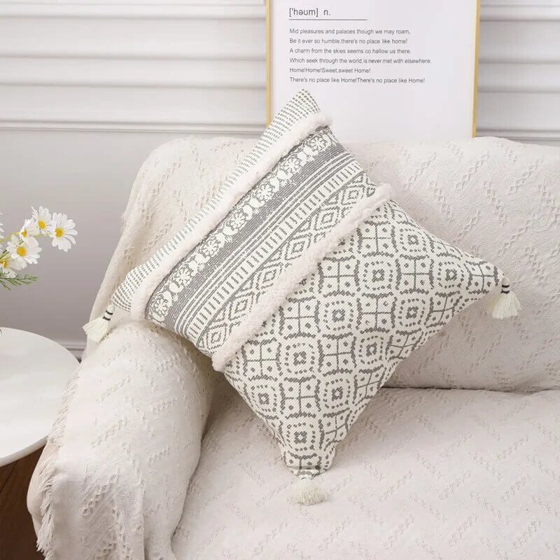 Linen and natural cotton cushion cover. Light gray colour.