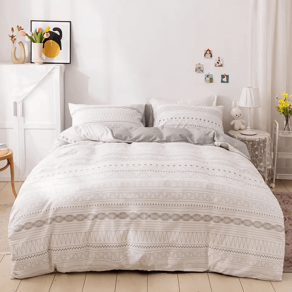Ethnic duvet cover with figures and reversible print, 100% Cotton