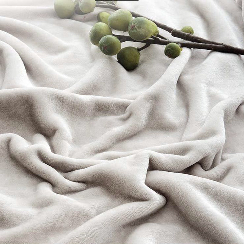 Extra soft fleece blanket. Pearl gray colour.